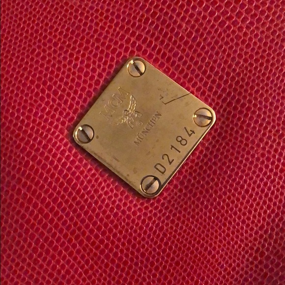 Autehntic MCM Antique Red Crossbody - Picture 3 of 5